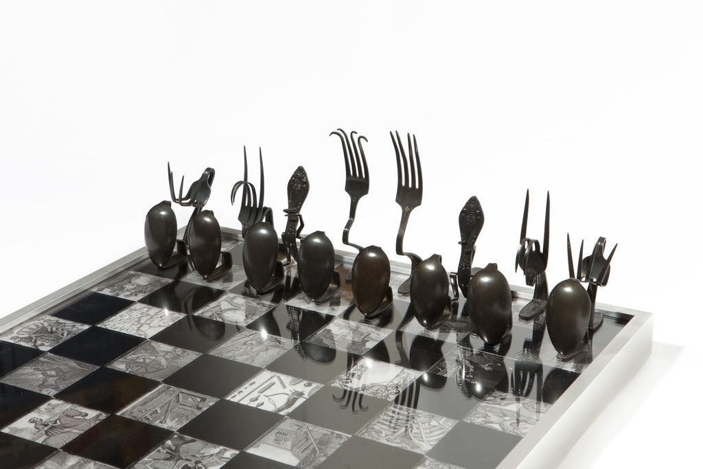 Hungry Chess Set: Medieval Warfare Edition