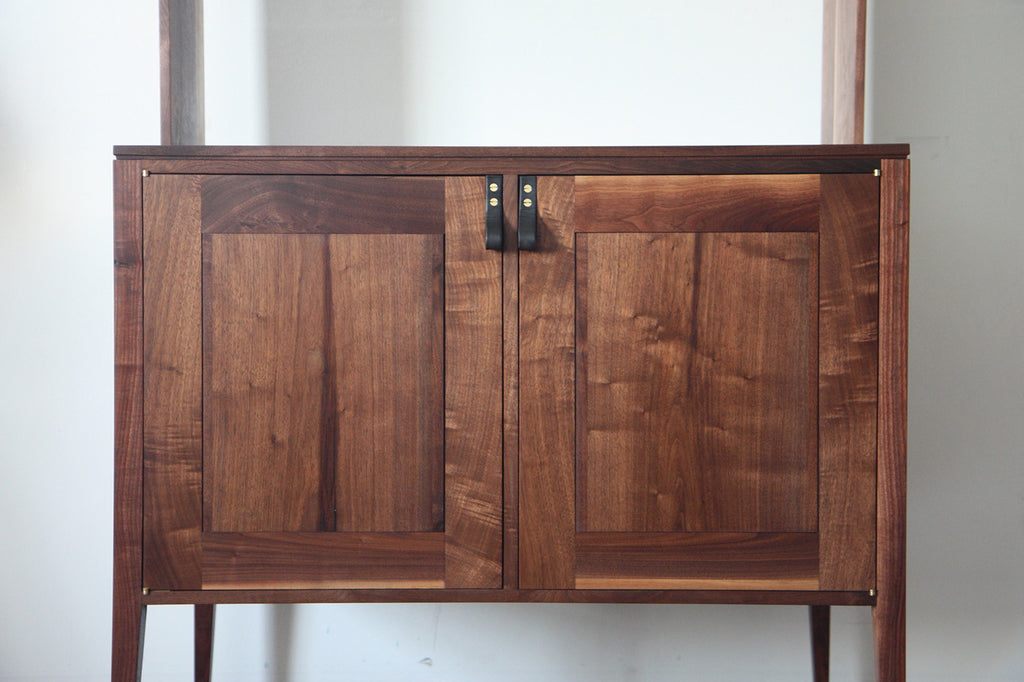 Willow Brook Hutch